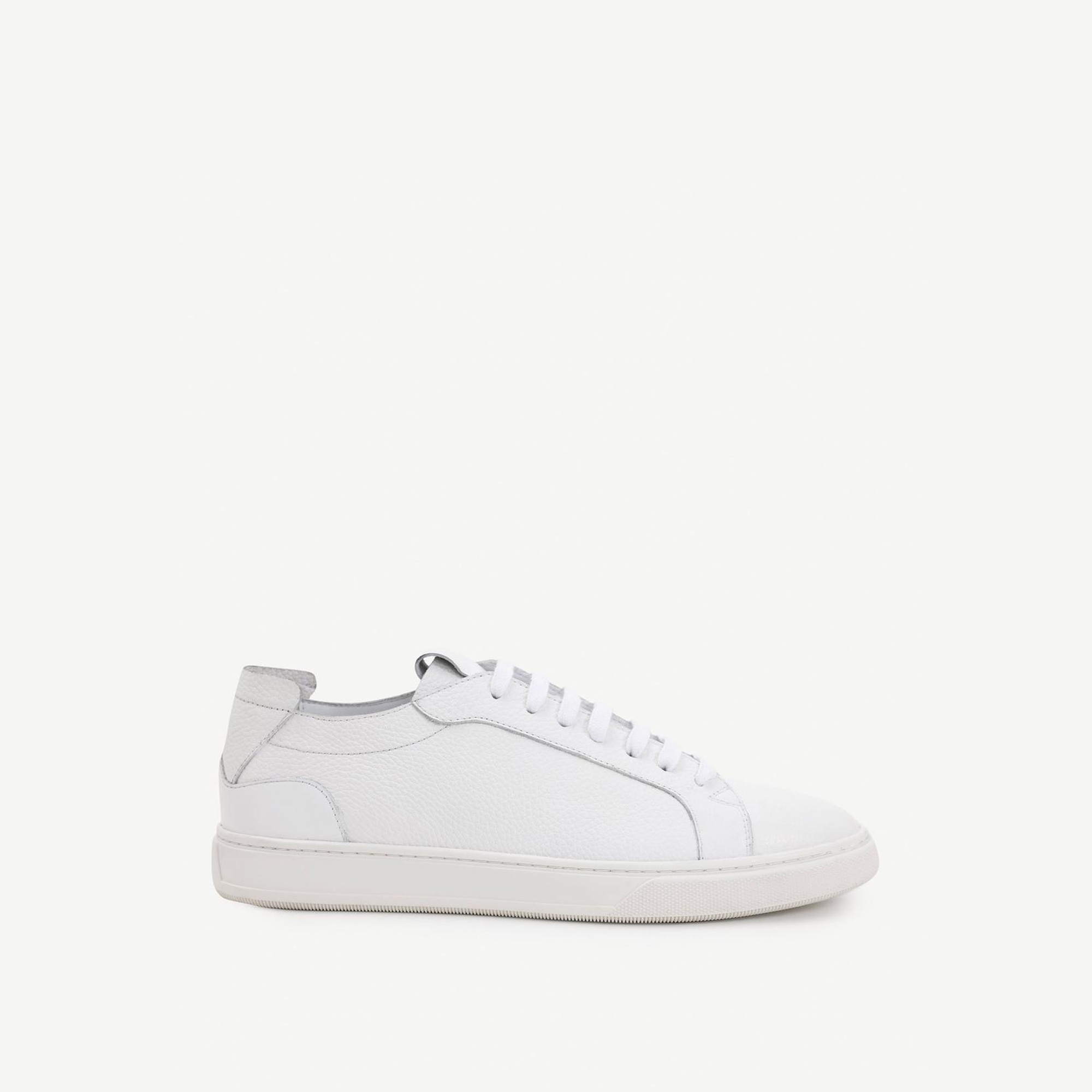 YARGICI Klasik Beyaz Spor Ayakkabı