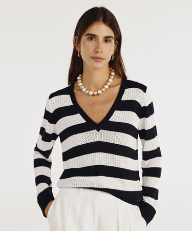  YARGICI V Yaka Uzun Kollu Kazak