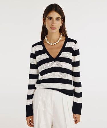  YARGICI V Yaka Uzun Kollu Kazak