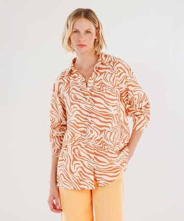  YARGICI Geniş Yaka Uzun Kol Gömlek