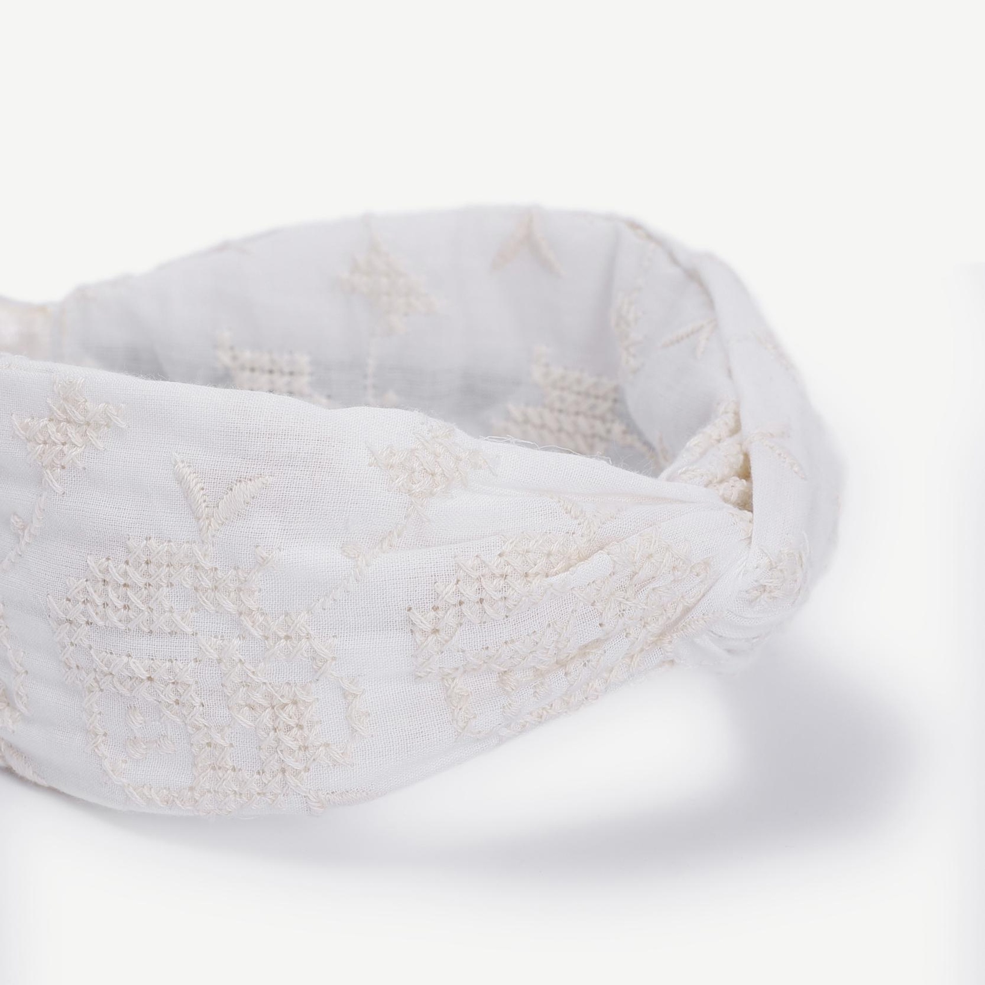 YARGICI Düğüm Detaylı Taç