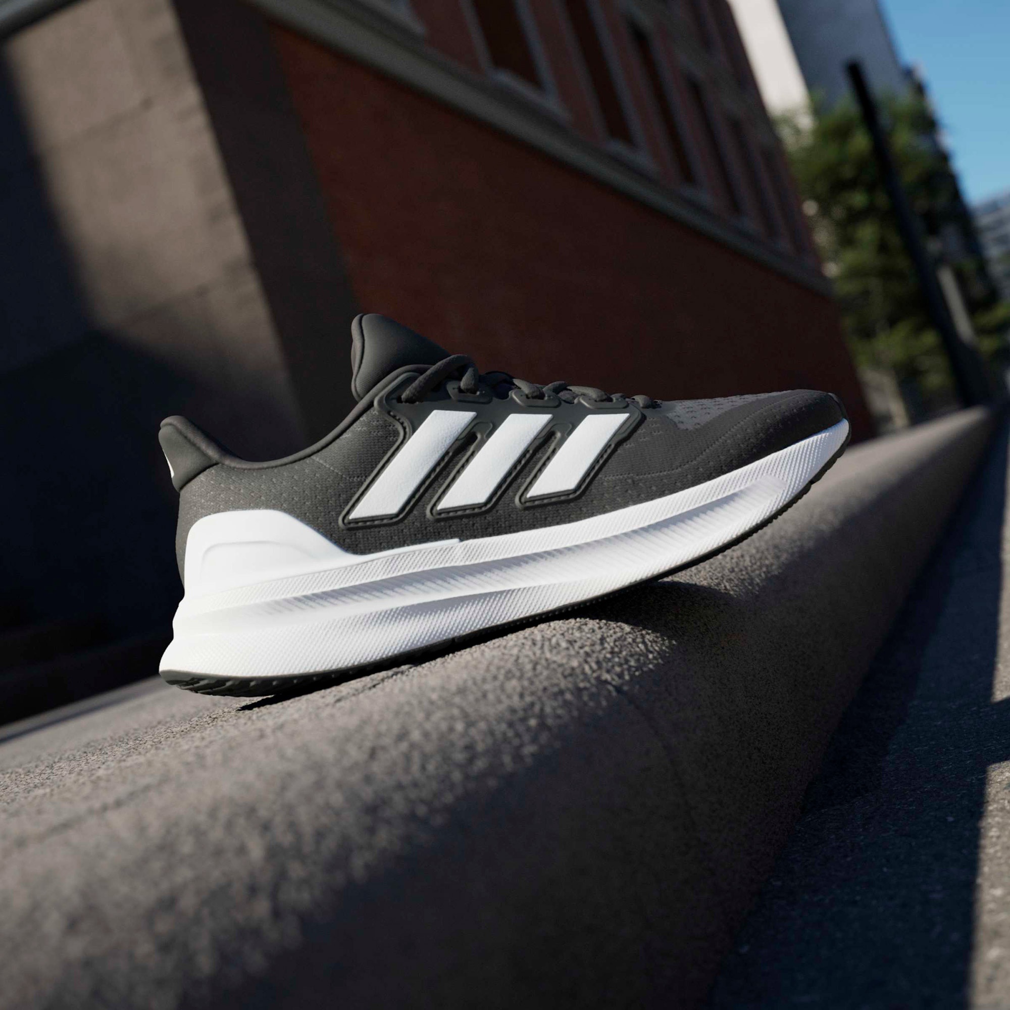 adidas Ultrarun 5 Kadın Siyah Koşu Ayakkabısı