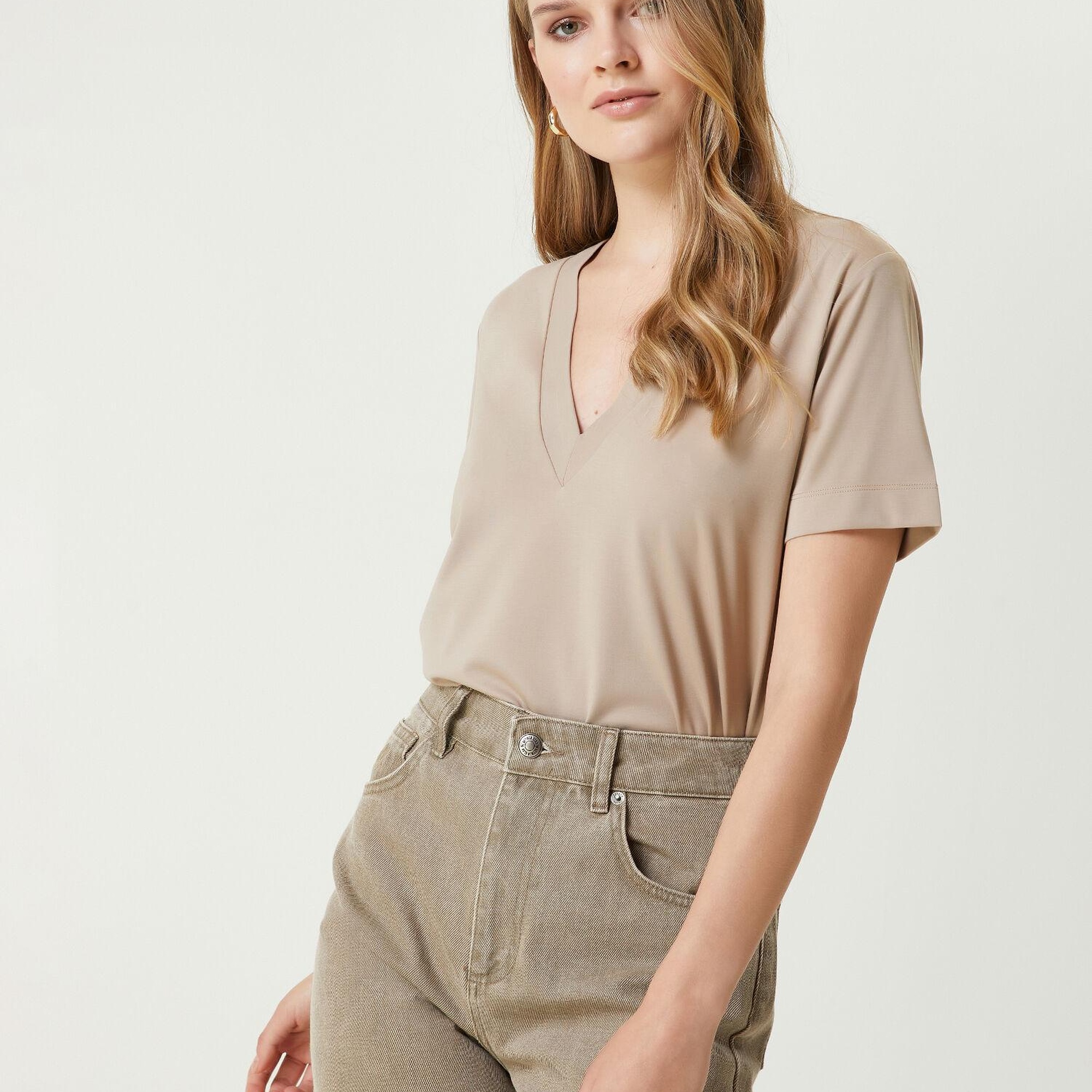 Beymen Club Kadın Bej V Yaka T-shirt