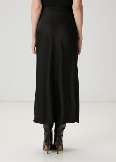  Beymen Club Kadın Siyah Midi Saten Evaze Etek