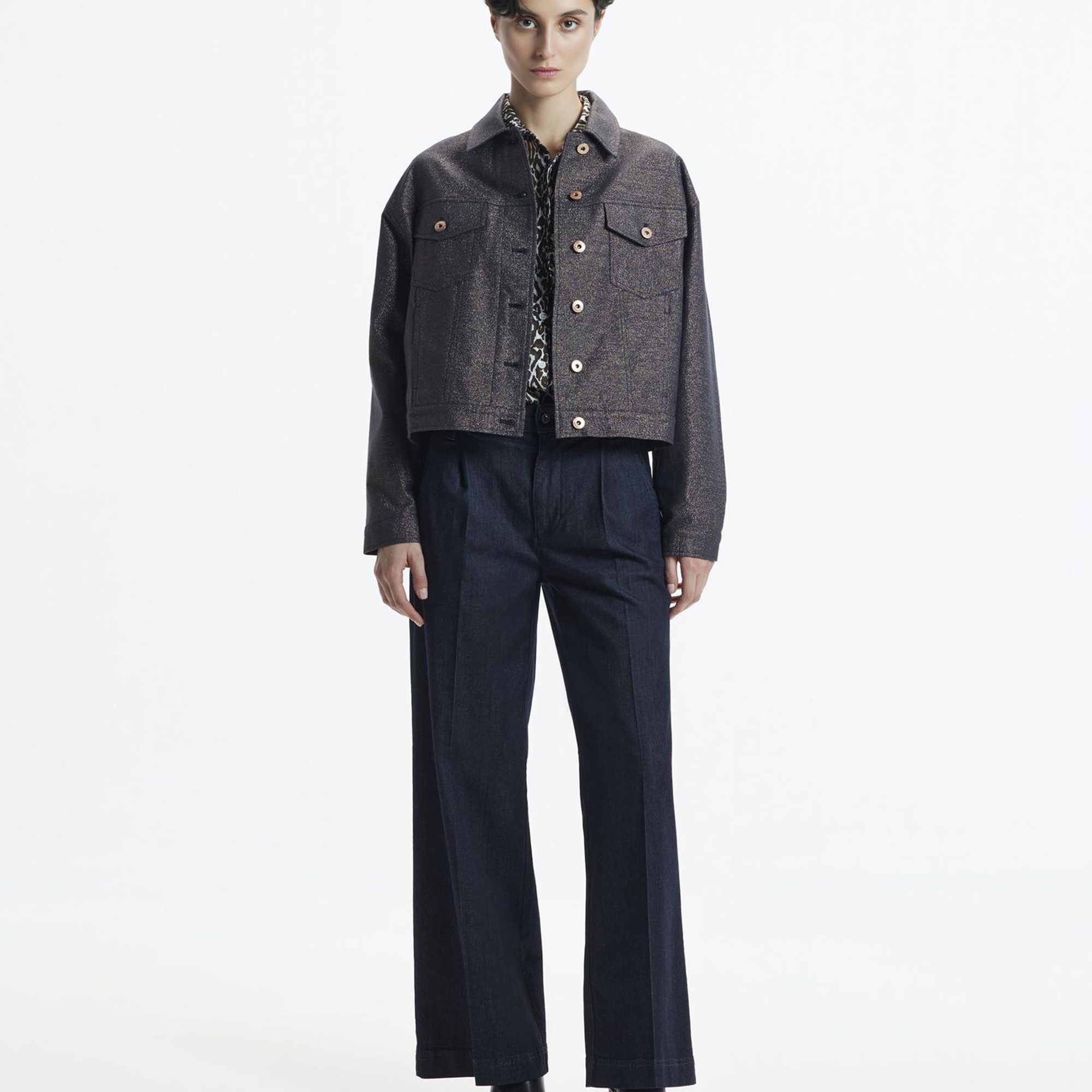 YARGICI Gömlek Yaka Önü Cepli Kısa Ceket