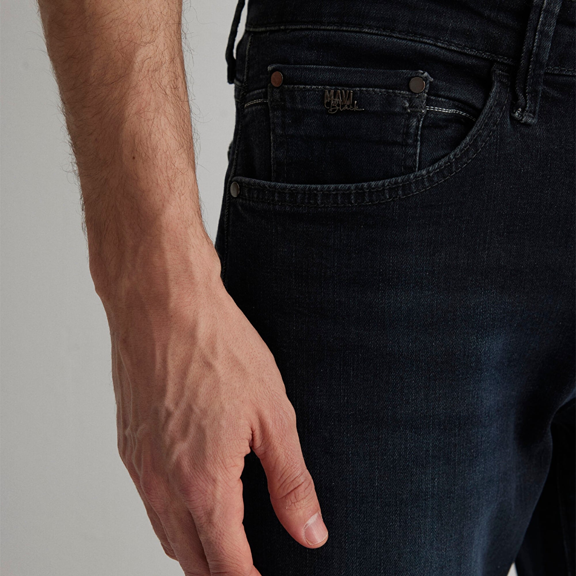 Mavi Marcus Lux Black Puslu Koyu Mavi Jean Pantolon 0035188545