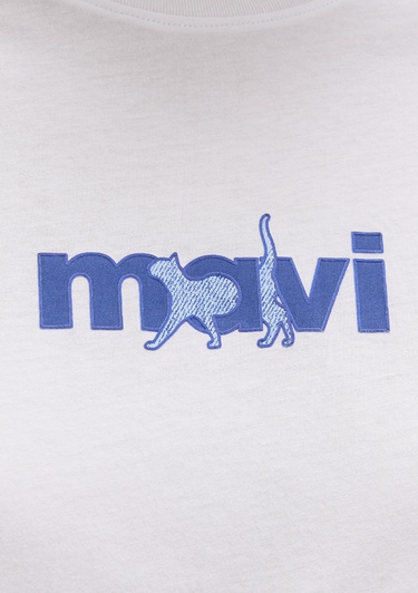  Mavi Mavi Kedi Baskılı Beyaz Tişört Semi Slim Fit / Yarı Dar Kesim 1613287-620