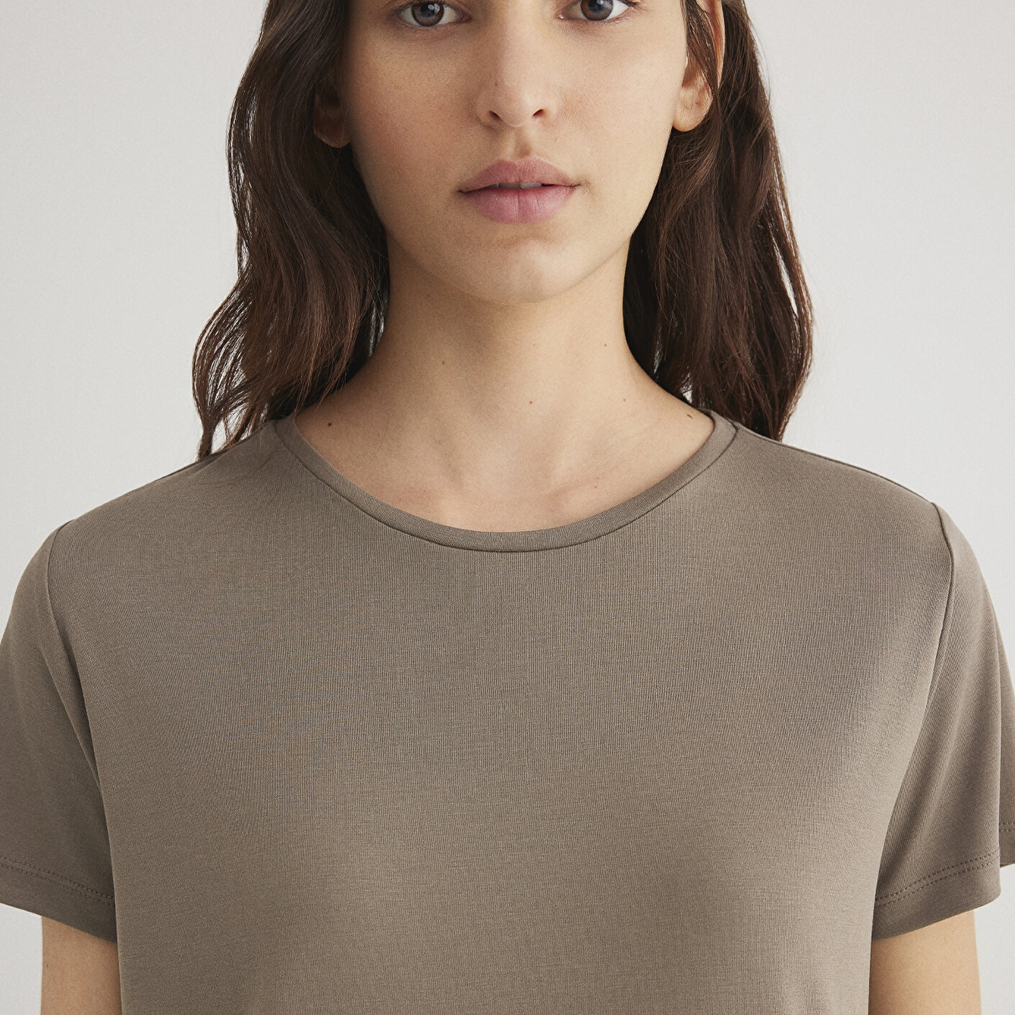 Mavi Lux Touch TENCEL TM Kahverengi Modal Tişört Regular Fit / Normal Kesim 1612693-83866