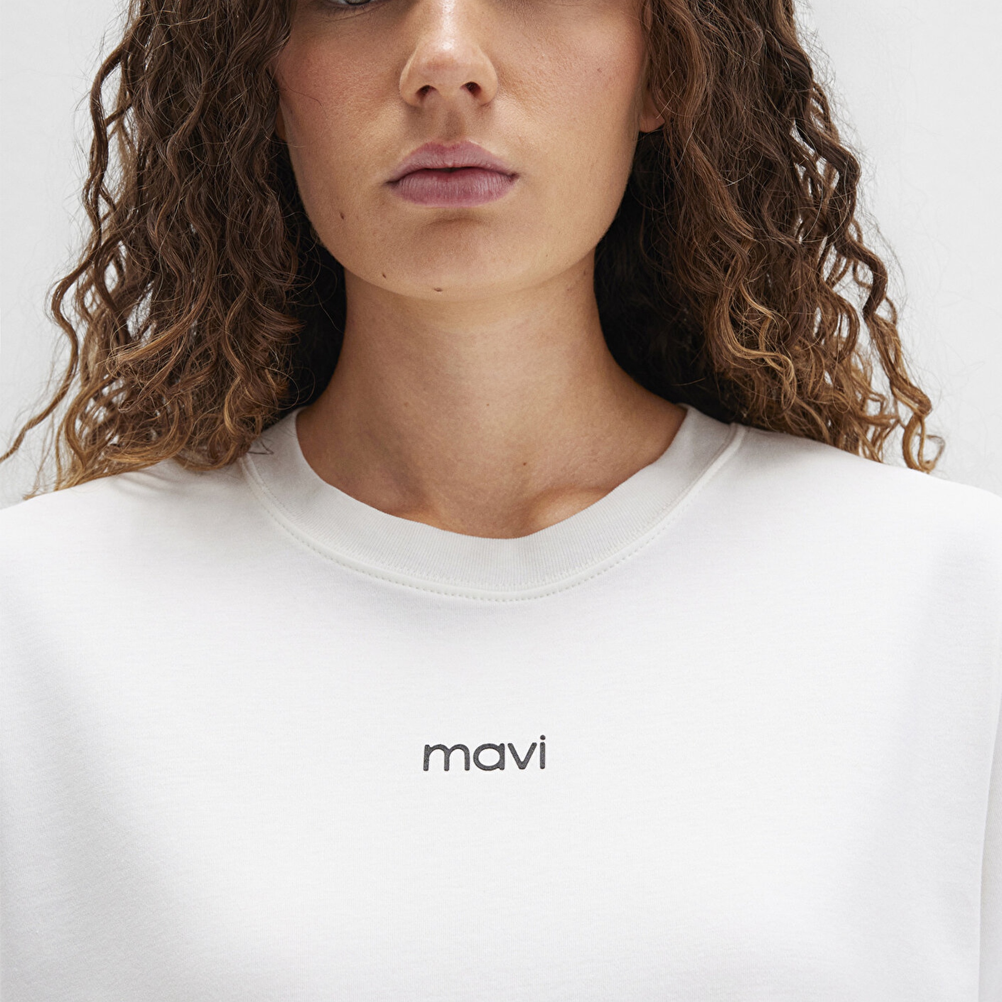Mavi Mavi Logo Baskılı Beyaz Tişört Loose Fit / Bol Rahat Kesim 1612829-80194