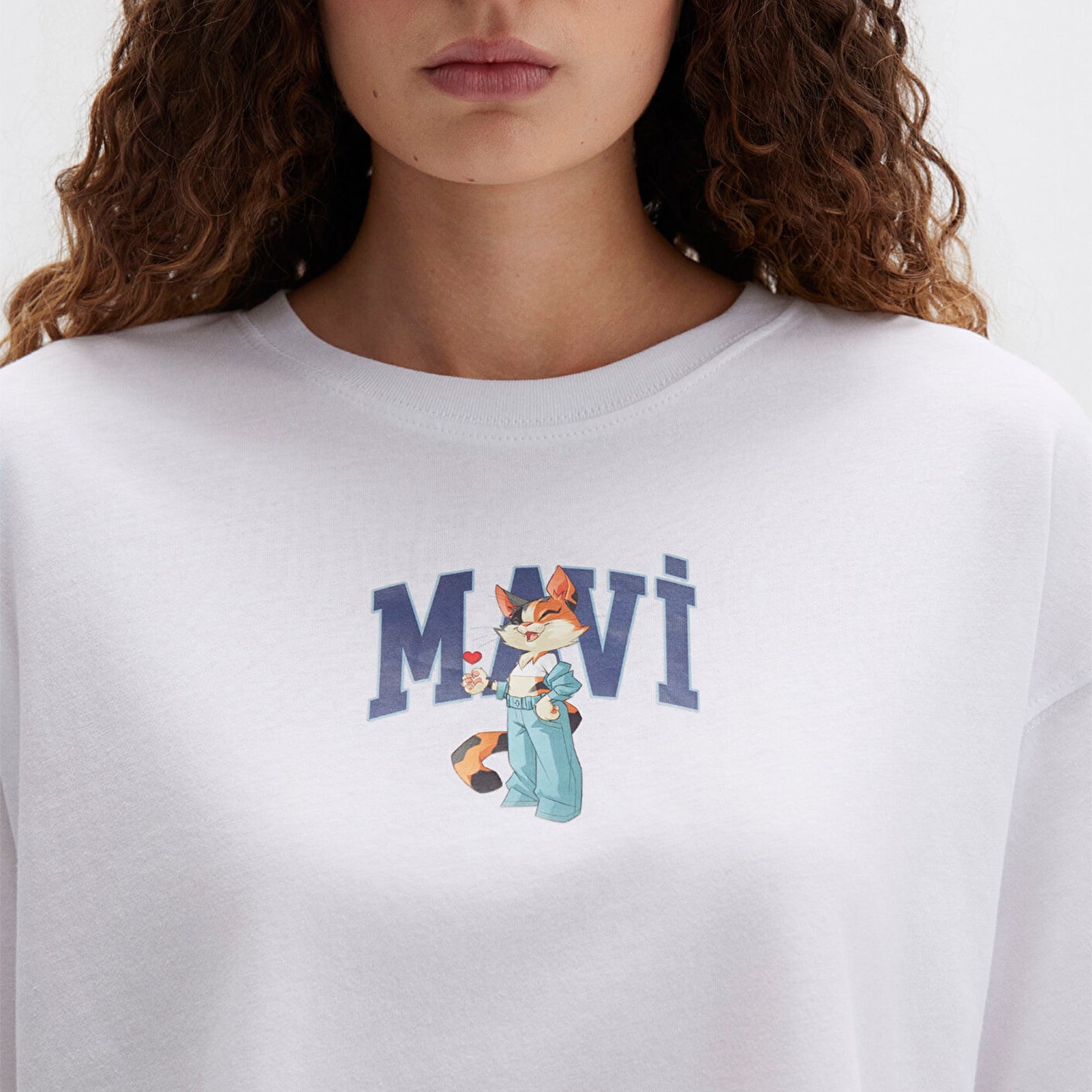 Mavi Kedi Logo Baskılı Beyaz Tişört Crop / Kısa Kesim 1613284-620