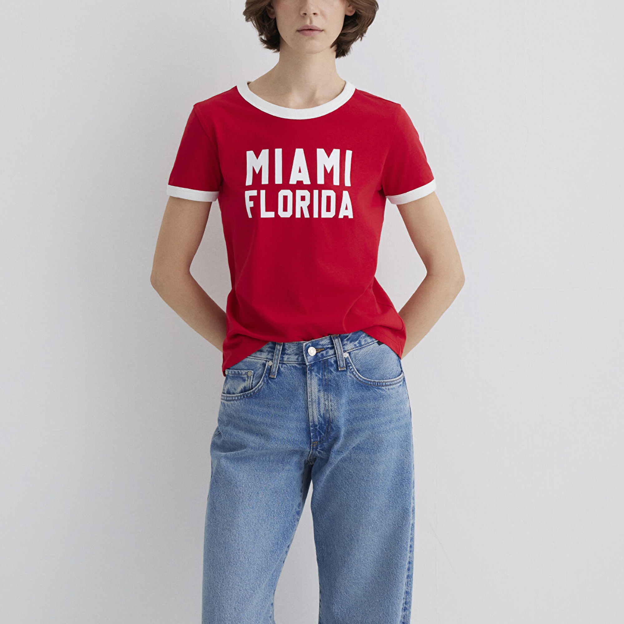 Mavi Florida Baskılı Beyaz Biyeli Kırmızı Tişört Slim Fit / Dar Kesim 1613062-70467