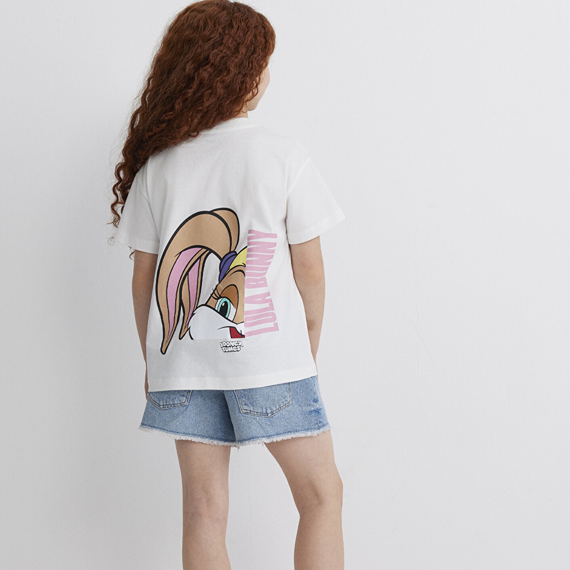 Mavi Lola Bunny Baskılı Ekru Tişört Loose Fit / Bol Rahat Kesim 7610289-70057