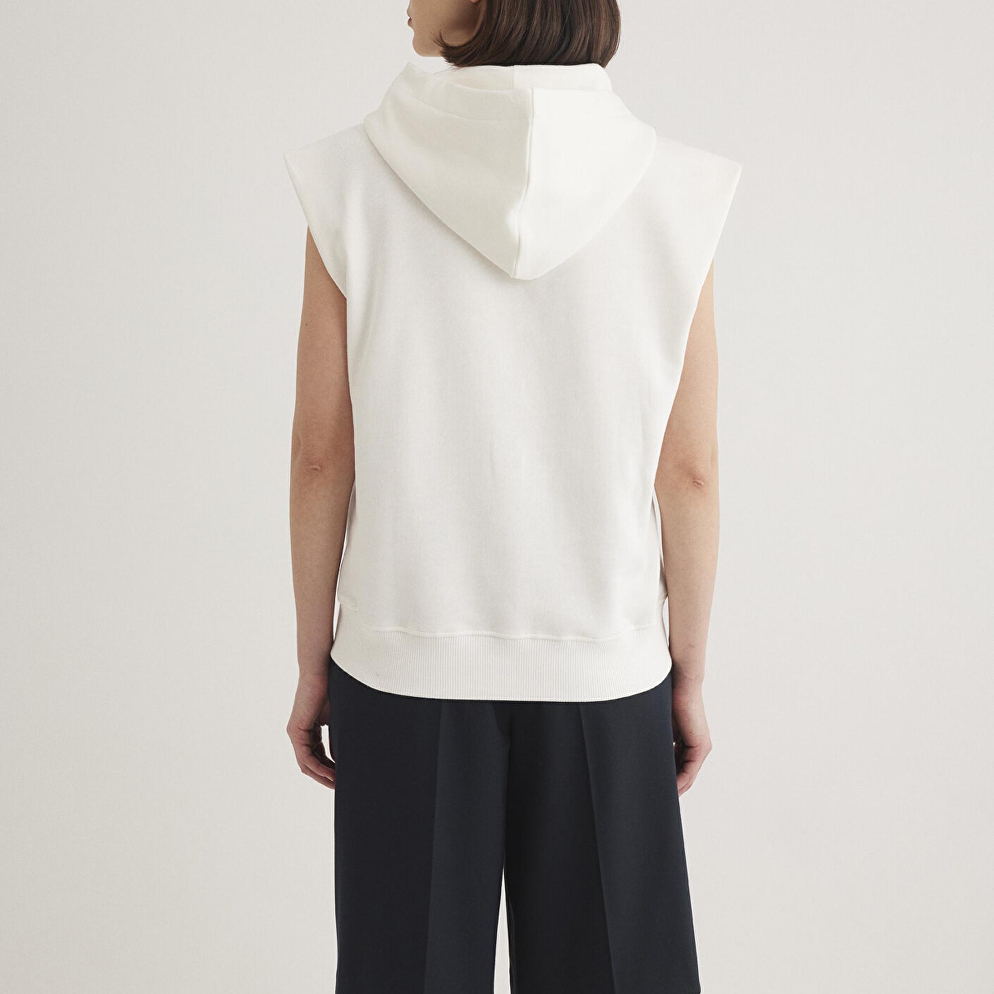 Mavi Kapüşonlu Kolsuz Ekru Sweatshirt 1S10311-70057