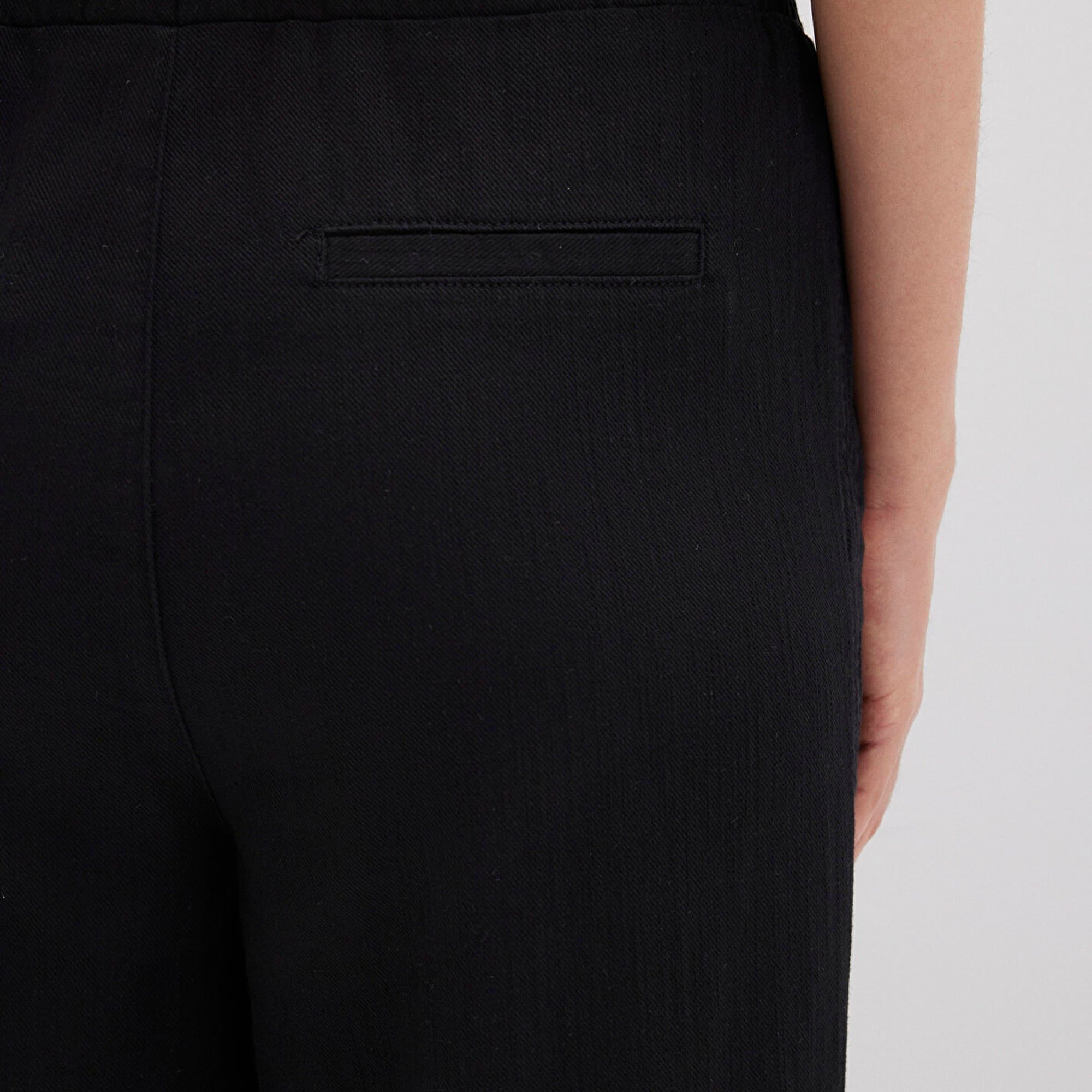 Mavi Beli Bağcıklı Siyah  Pantolon 1010945-900