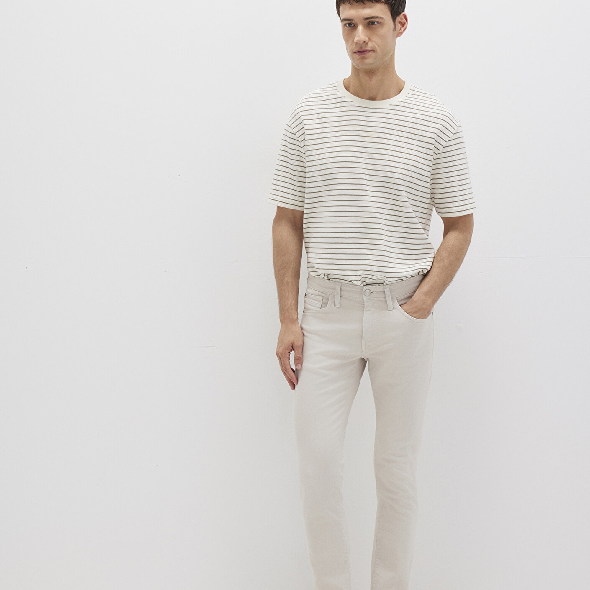 Mavi Jake Ekru Comfort Gabardin Pantolon 0042222763