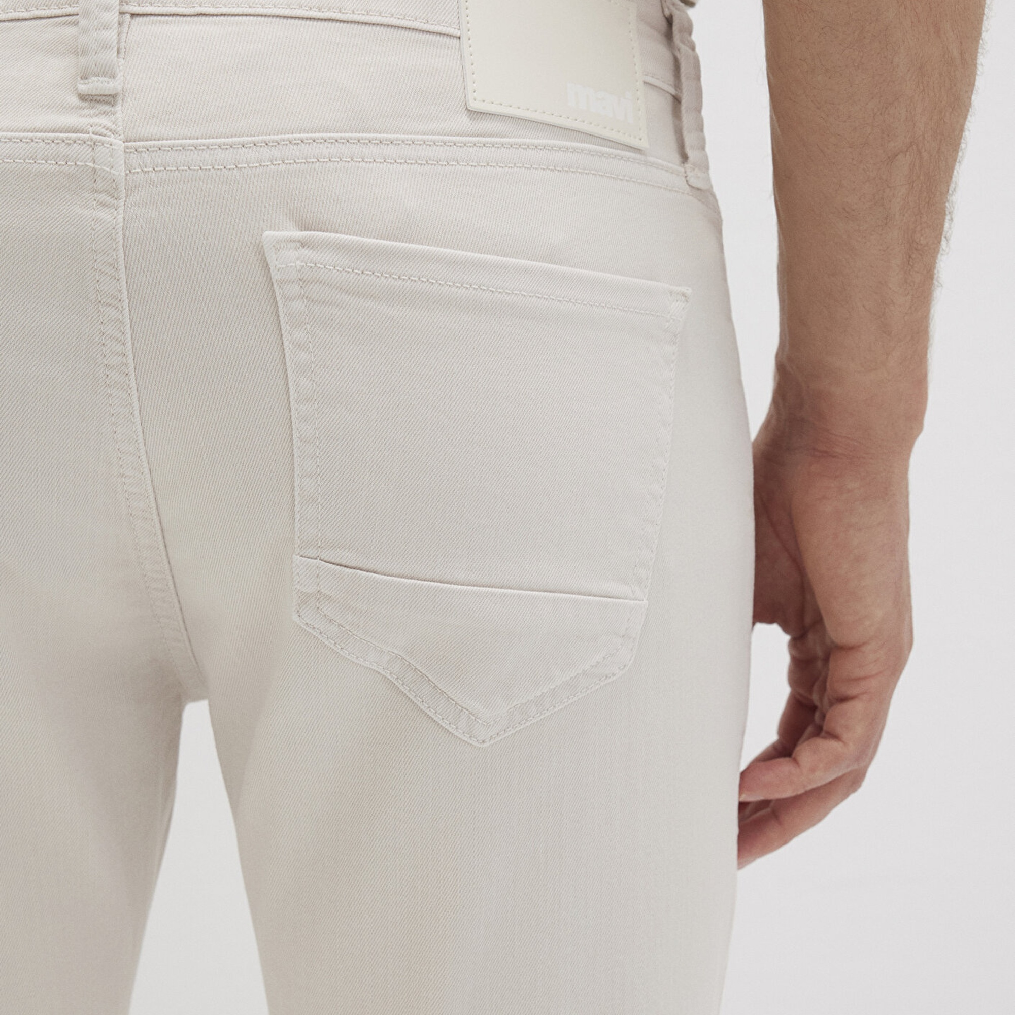 Mavi Jake Ekru Comfort Gabardin Pantolon 0042222763