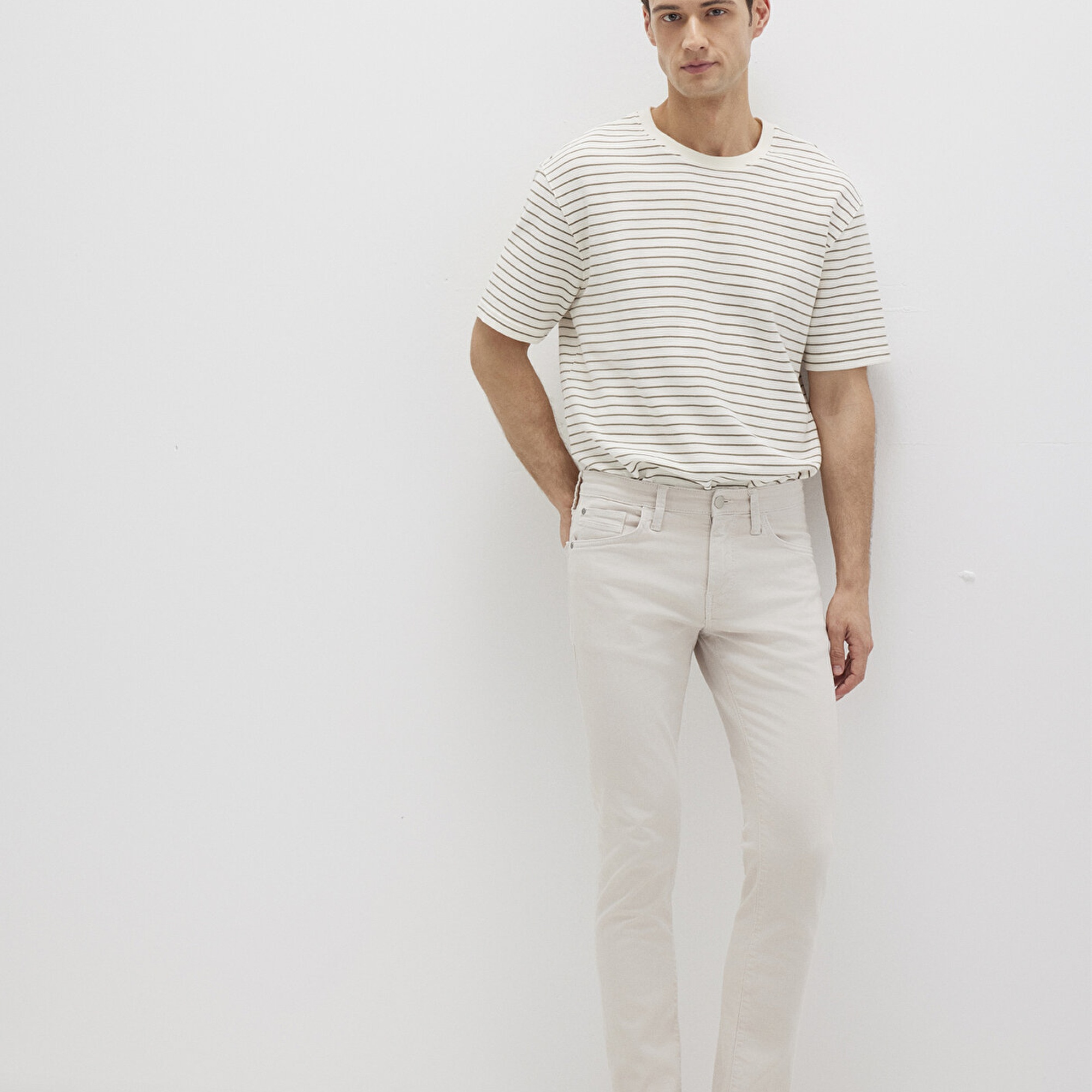 Mavi Jake Ekru Comfort Gabardin Pantolon 0042222763