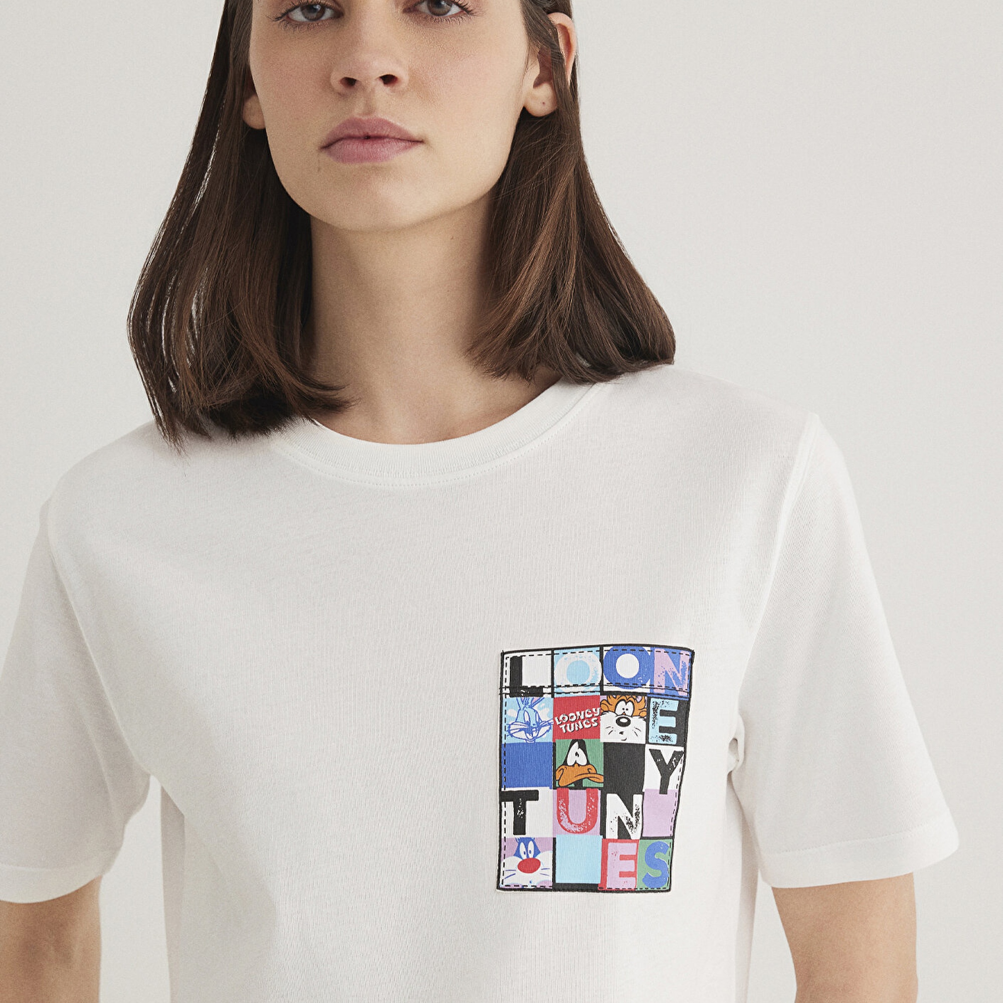 Mavi Looney Tunes Baskılı Beyaz Tişört Regular Fit / Normal Kesim 1613267-70057