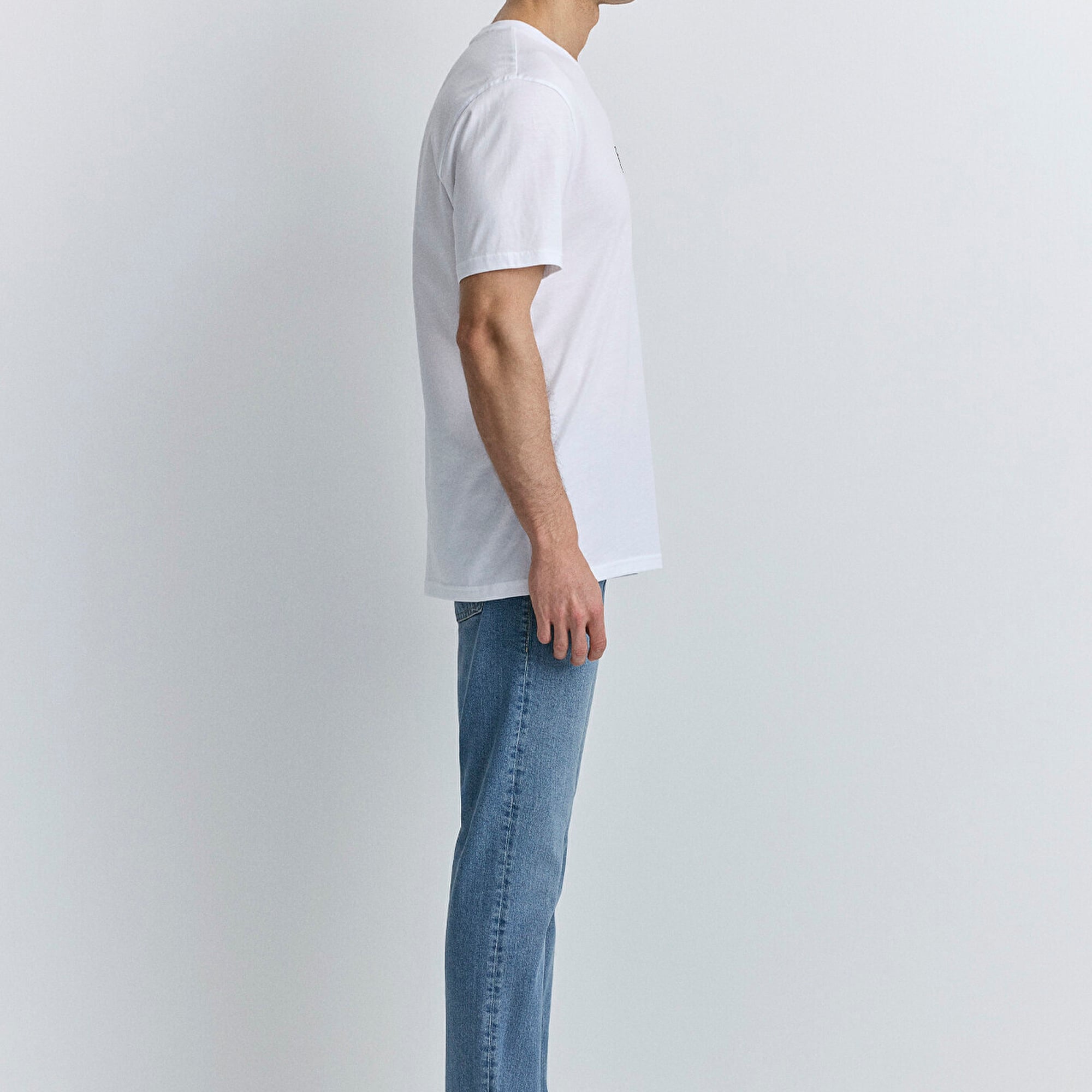 Mavi Hav Baskılı Beyaz Tişört Regular Fit / Normal Kesim 0612759-620