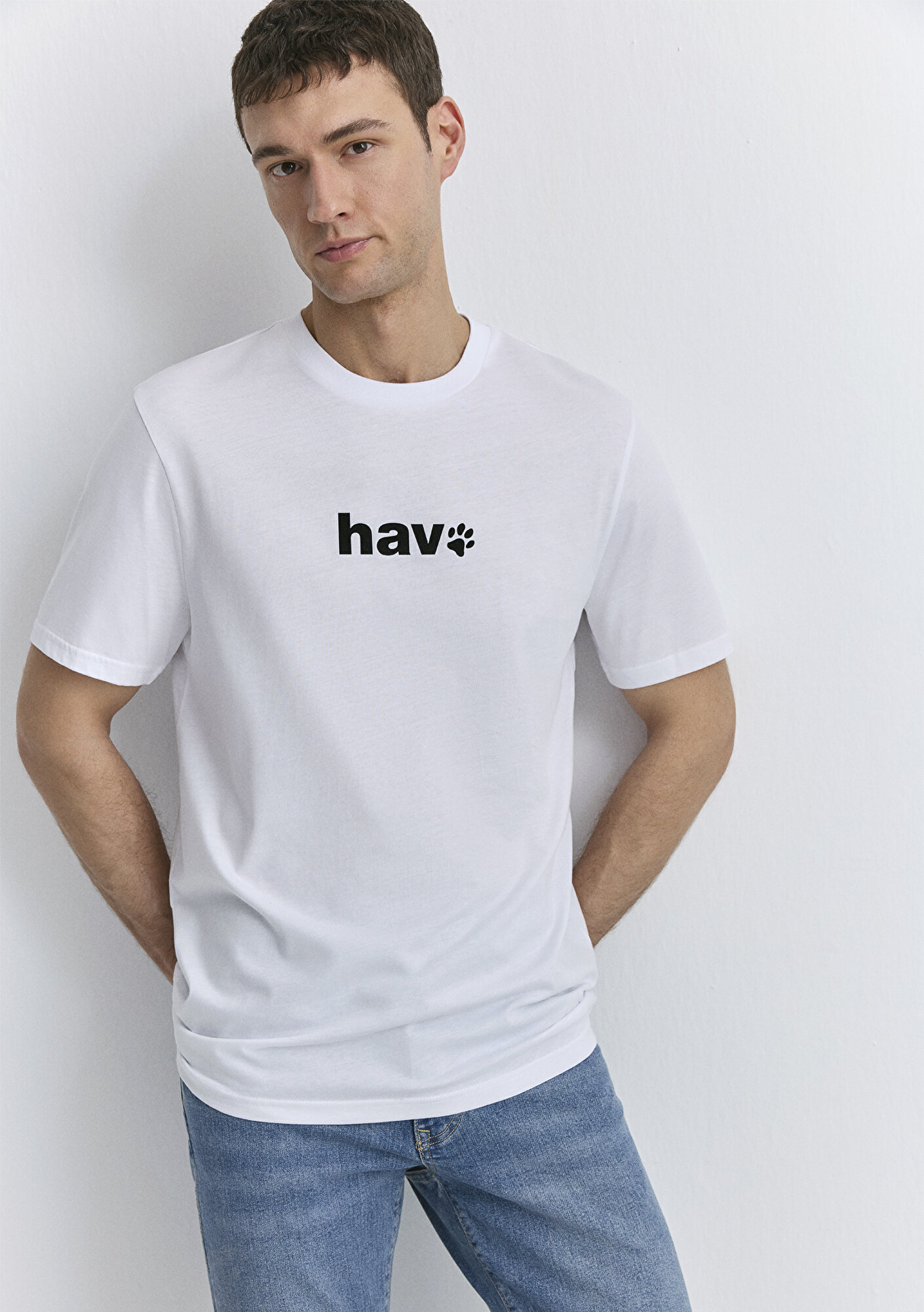  Mavi Hav Baskılı Beyaz Tişört Regular Fit / Normal Kesim 0612759-620