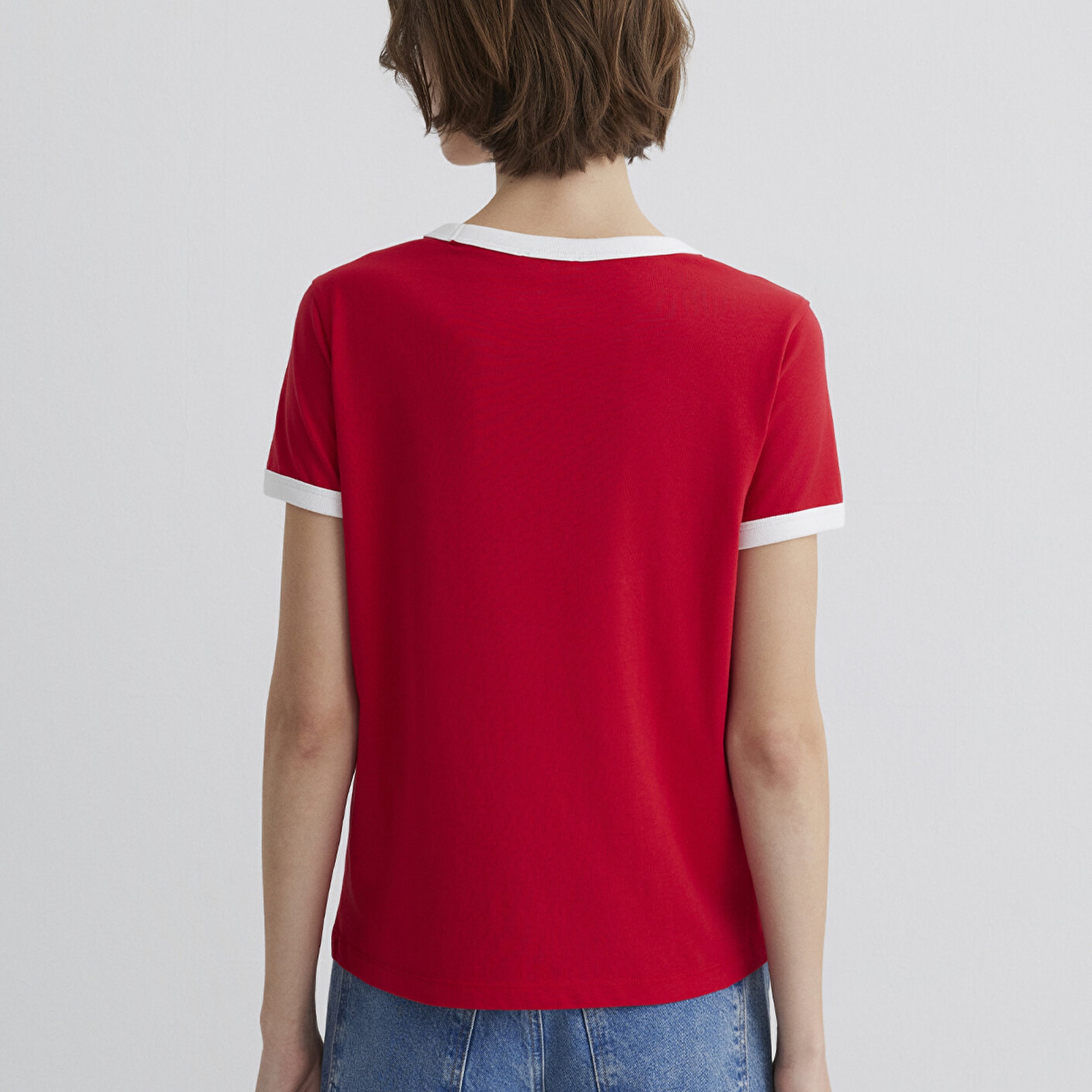 Mavi Florida Baskılı Beyaz Biyeli Kırmızı Tişört Slim Fit / Dar Kesim 1613062-70467