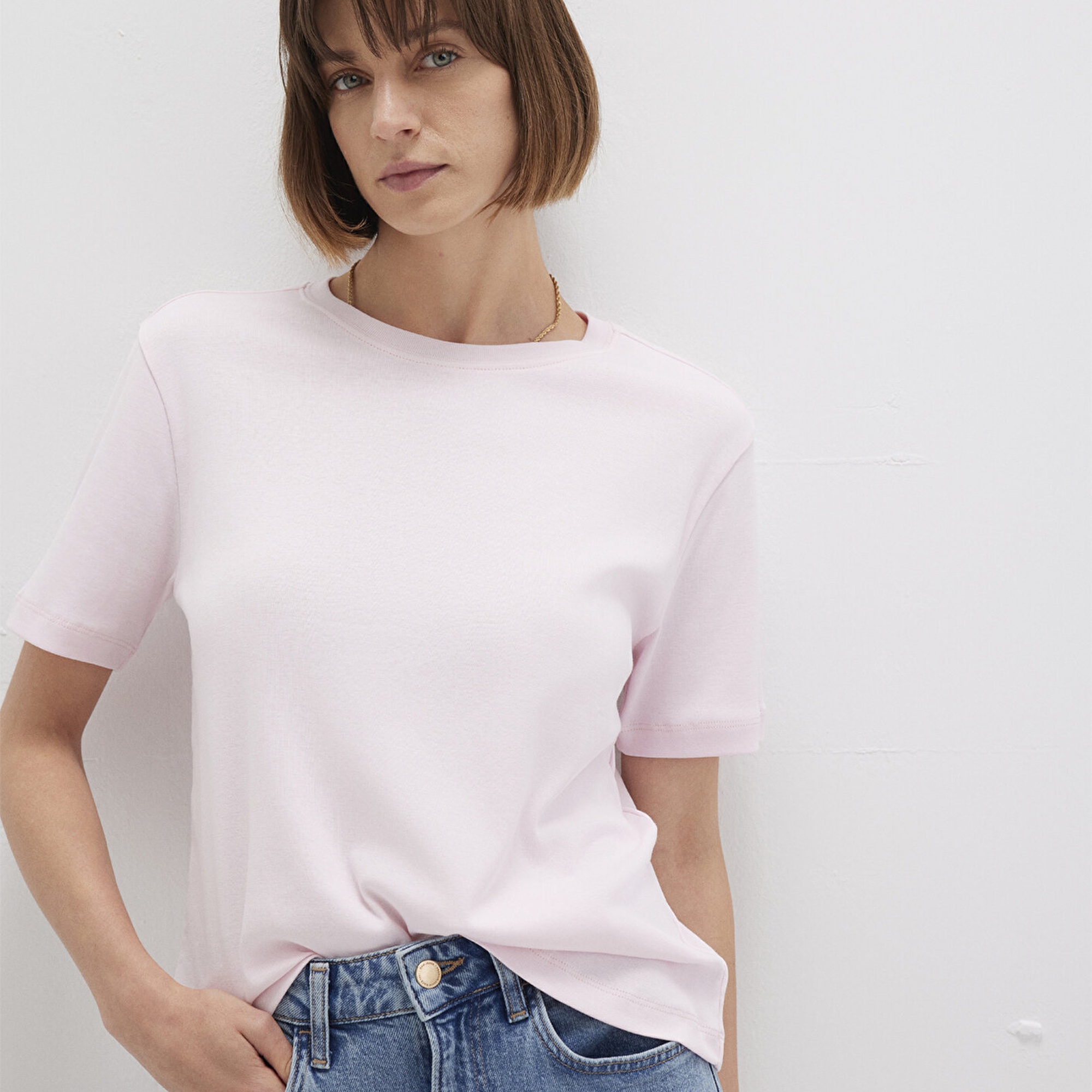 Mavi Pembe Basic Tişört Semi Slim Fit / Yarı Dar Kesim 1612916-89200