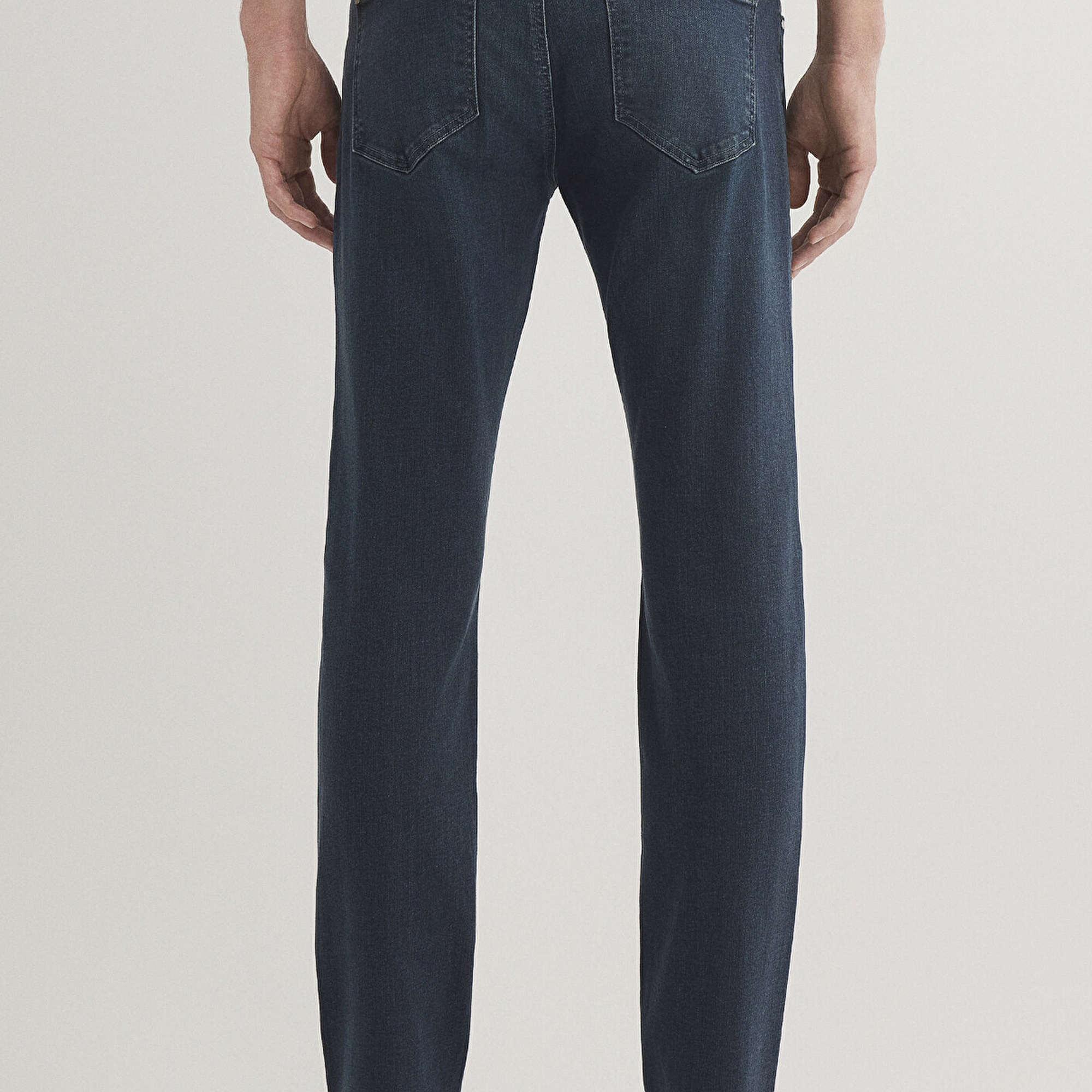 Mavi Marcus Lux Black Puslu Koyu Mavi Jean Pantolon 0035189351