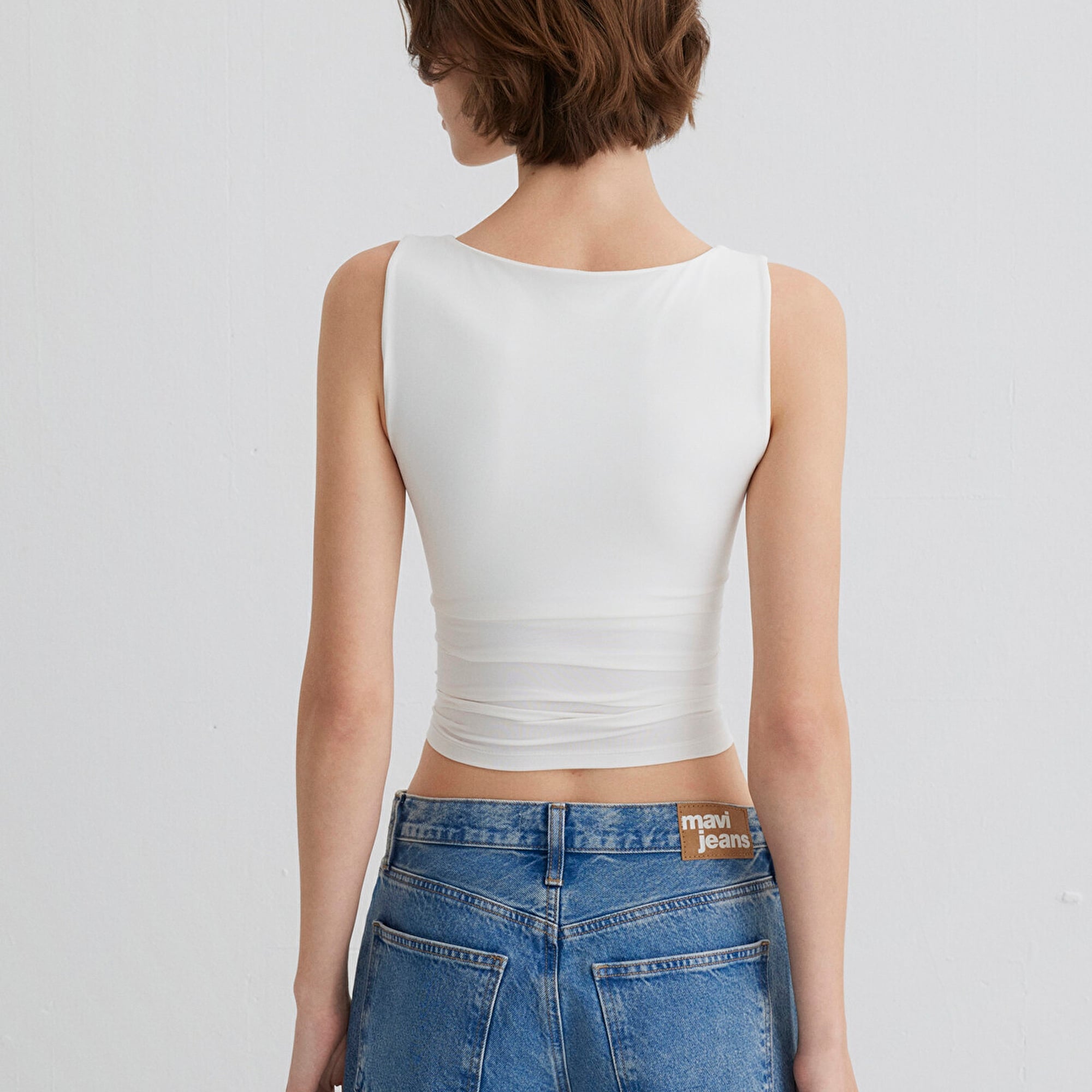 Mavi Kare Yaka Beyaz Poliamid Atlet Fitted / Vücuda Oturan Kesim 1613498-70057