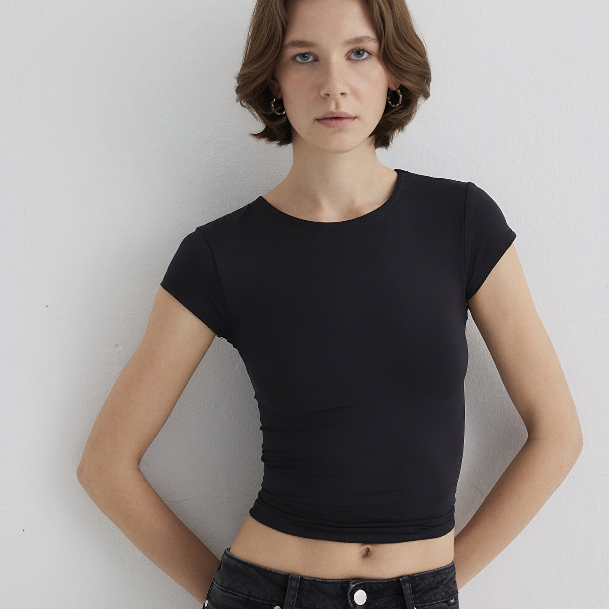 Mavi Siyah Poliamid Tişört Fitted / Vücuda Oturan Kesim 1613500-900