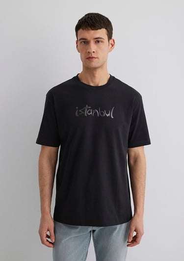  Mavi İstanbul Baskılı Siyah Tişört Loose Fit / Bol Rahat Kesim 0613002-71379
