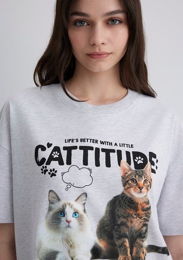  Mavi Kedi Baskılı Gri Tişört Loose Fit / Bol Rahat Kesim 1613097-88467