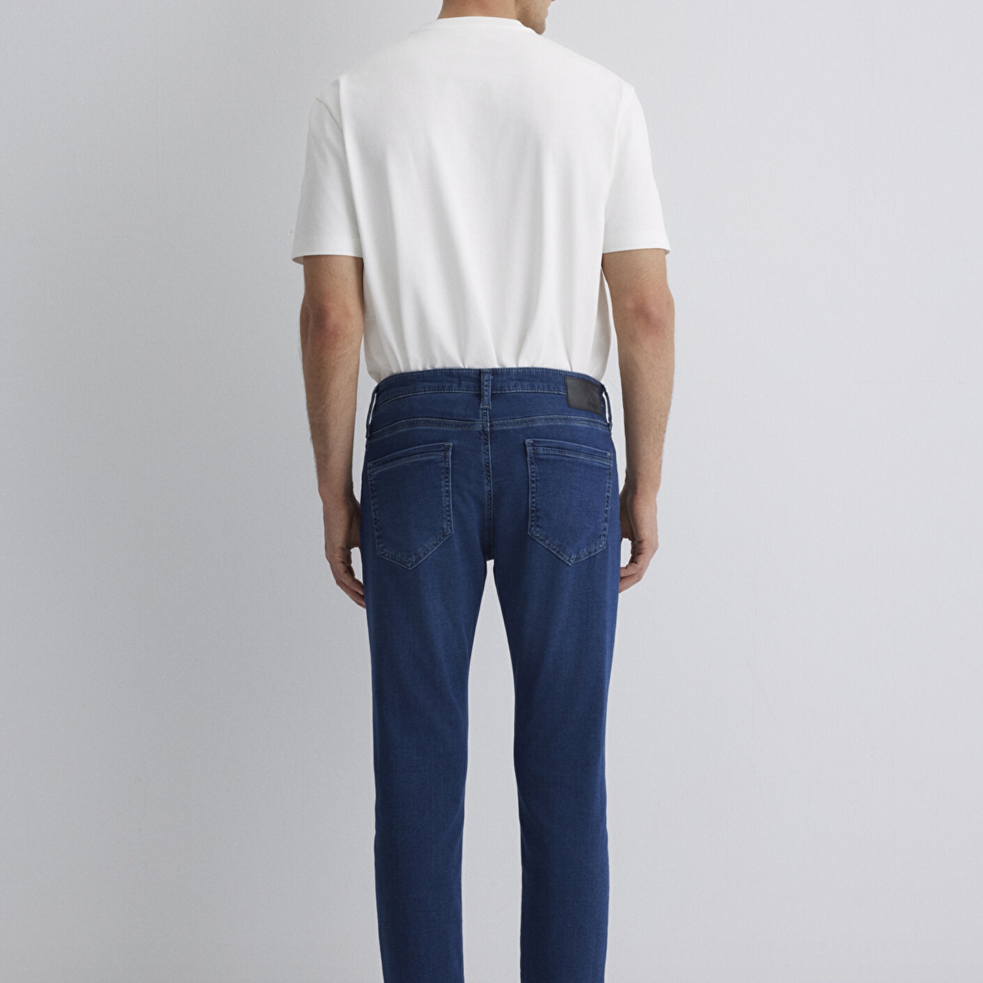 Mavi Jake Sporty Koyu İndigo Mavisi Jean Pantolon 0042289280