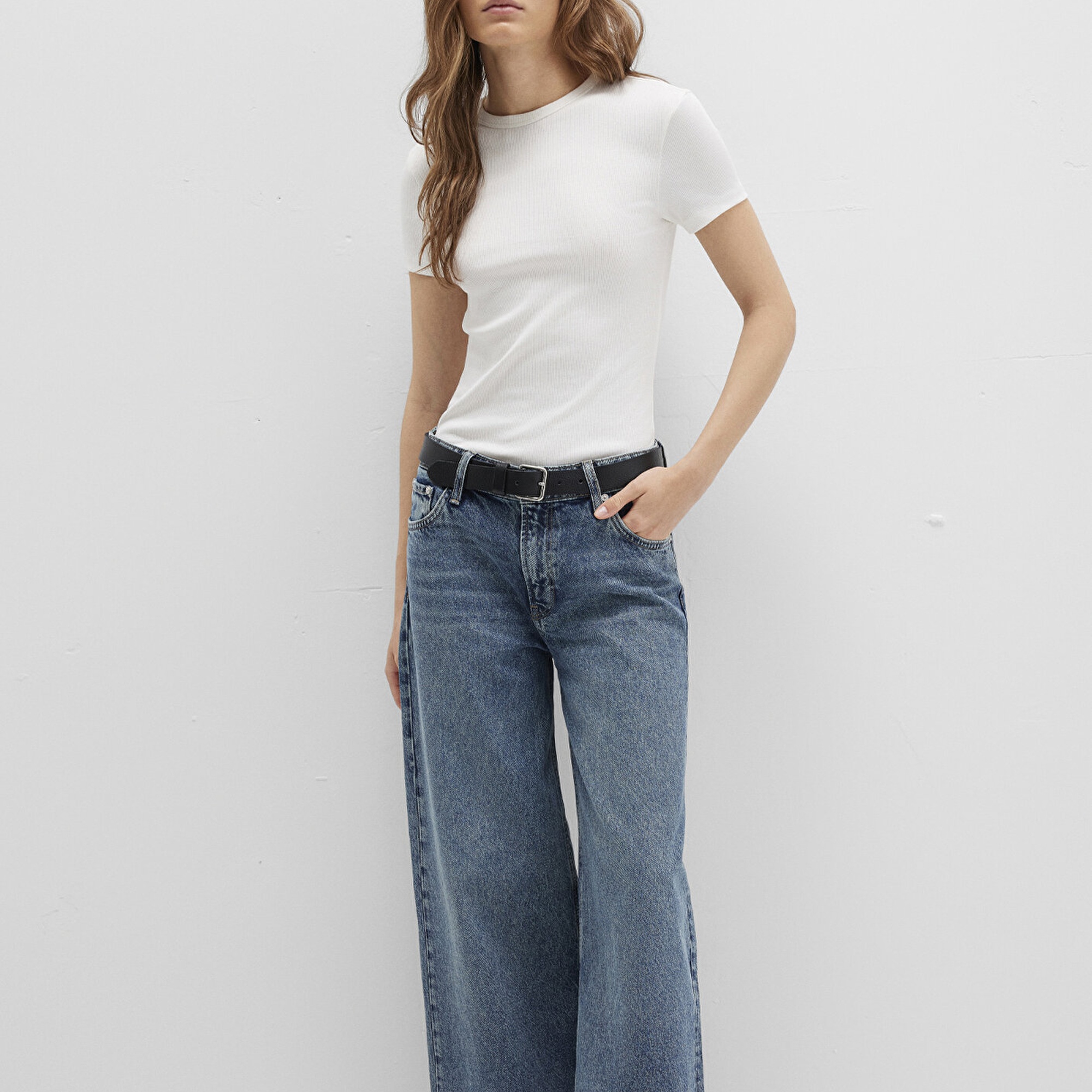 Mavi Beyaz Basic Tişört Fitted / Vücuda Oturan Kesim 1613081-70057