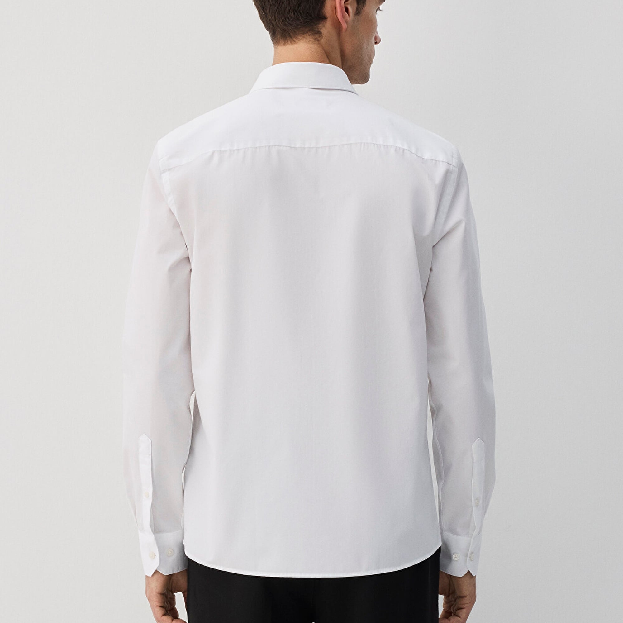 Mavi Kolay Ütülenebilir Beyaz Gömlek Slim Fit / Dar Kesim 0211571-620