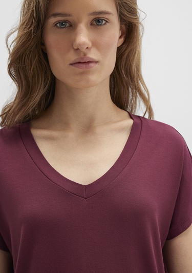  Mavi V Yaka Bordo Basic Viskoz Tişört Regular Fit / Normal Kesim 167714-70393