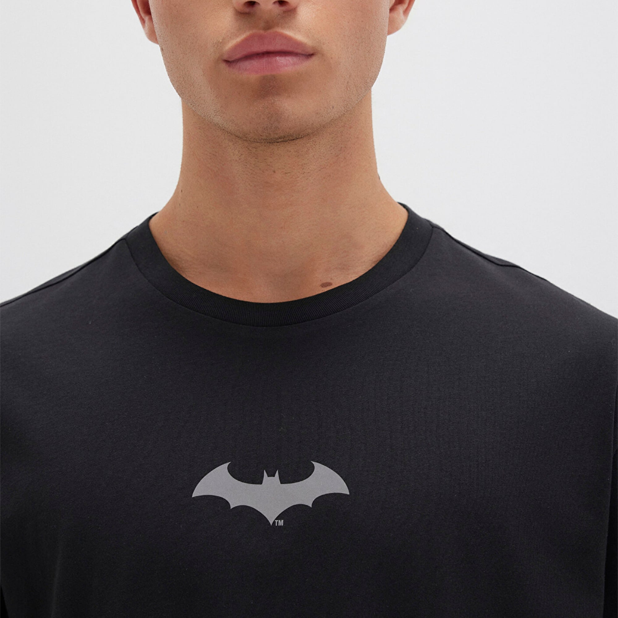 Mavi Batman Baskılı Siyah Tişört Loose Fit / Bol Rahat Kesim 066878-900