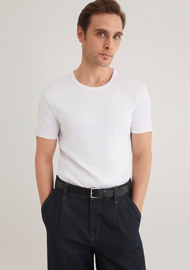  Mavi Ribana Detaylı Beyaz Tişört Fitted / Vücuda Oturan Kesim 063747-620