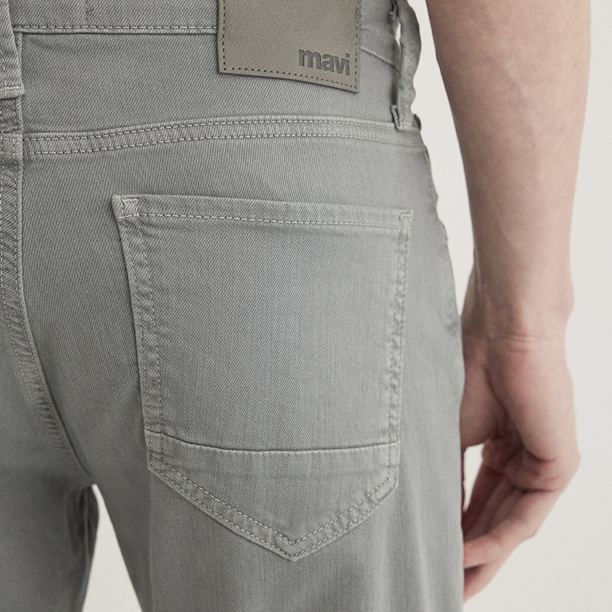 Mavi Marcus Gölge Gri Comfort Gabardin Pantolon 0035180922