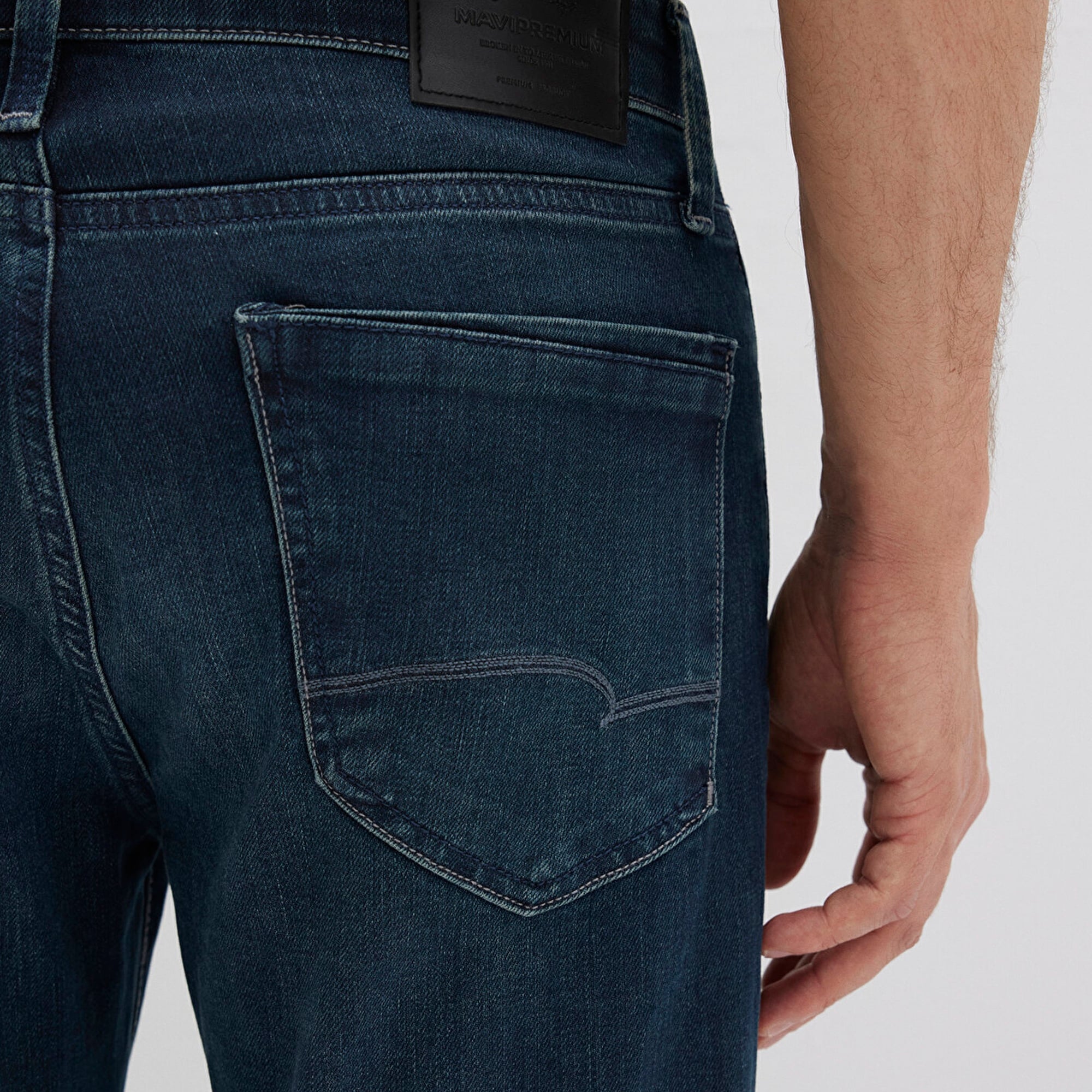 Mavi Hunter Mavi Premium Koyu Mavi Jean Pantolon 0020231266