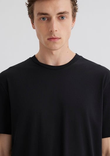  Mavi Siyah Basic Tişört Slim Long Fit / Slim Uzun Kesim 067082-900