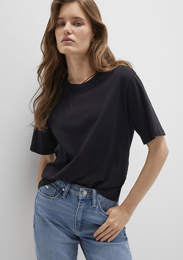  Mavi Bisiklet Yaka Siyah Basic Tişört Regular Fit / Normal Kesim 1600955-900