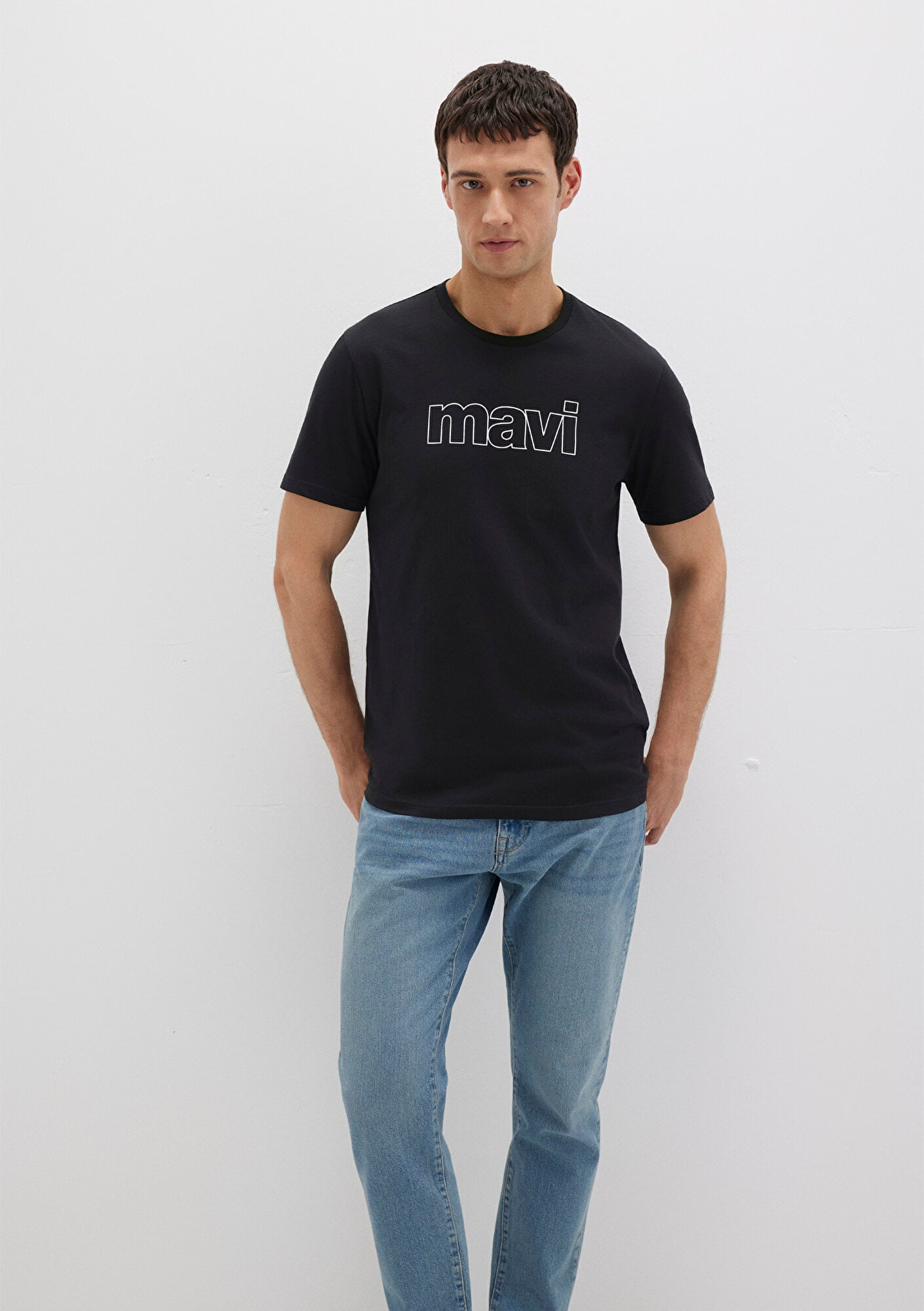  Mavi Mavi Logo Baskılı Siyah Tişört Slim Fit / Dar Kesim 065781-900