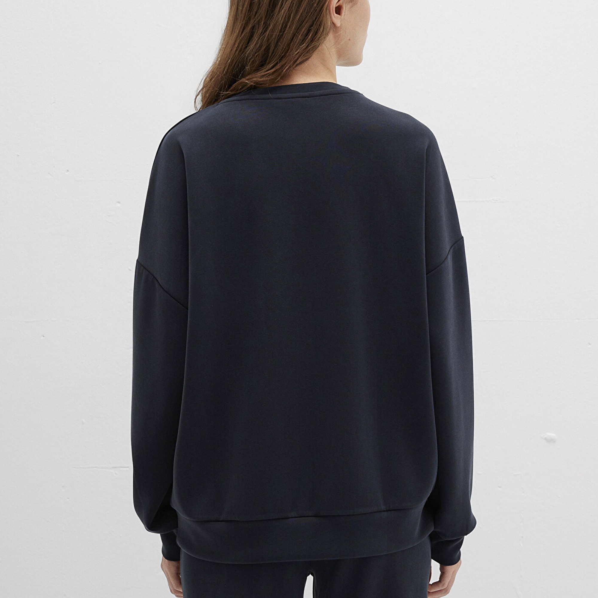 Mavi Lux Touch Siyah Modal Sweatshirt 168837-900
