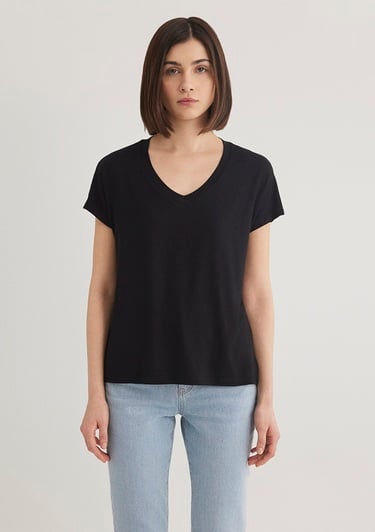  Mavi V Yaka Siyah Basic Viskoz Tişört Regular Fit / Normal Kesim 167714-900