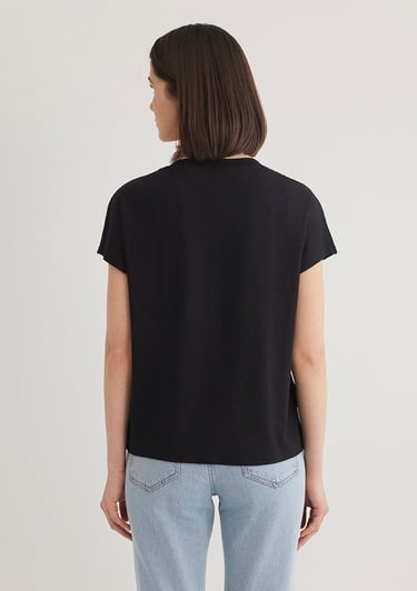  Mavi V Yaka Siyah Basic Viskoz Tişört Regular Fit / Normal Kesim 167714-900