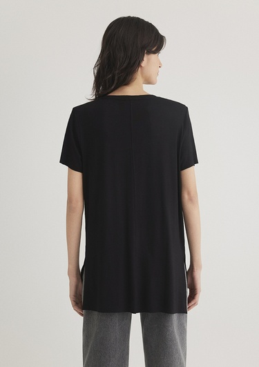  Mavi V Yaka Siyah Basic Viskoz Tişört Loose Fit / Bol Rahat Kesim 166775-900