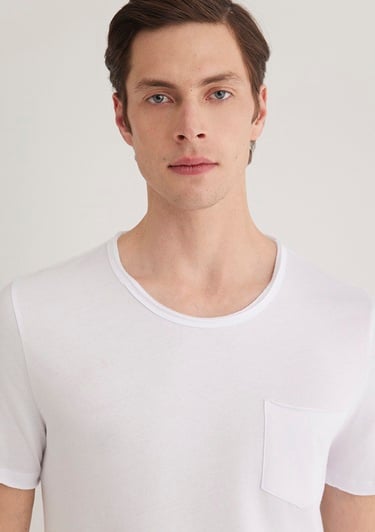  Mavi Dikişli Cep Detaylı Beyaz Tişört Fitted / Vücuda Oturan Kesim 062772-20843