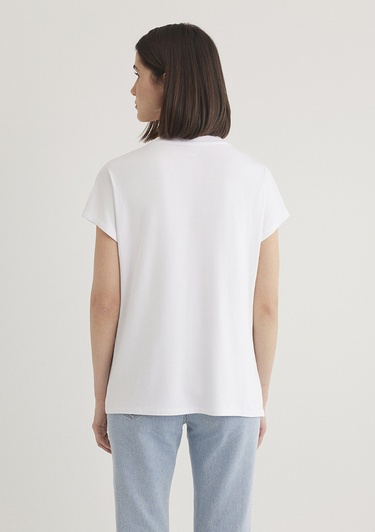  Mavi V Yaka Beyaz Basic Viskoz Tişört Regular Fit / Normal Kesim 167714-620