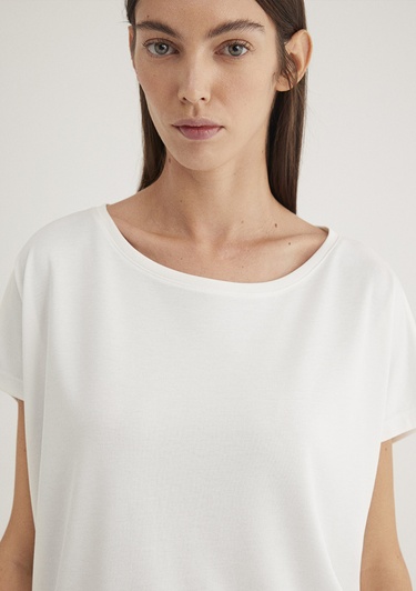  Mavi Lux Touch TENCEL TM Modal Ekru Basic Tişört Loose Fit / Bol Rahat Kesim 167245-25705