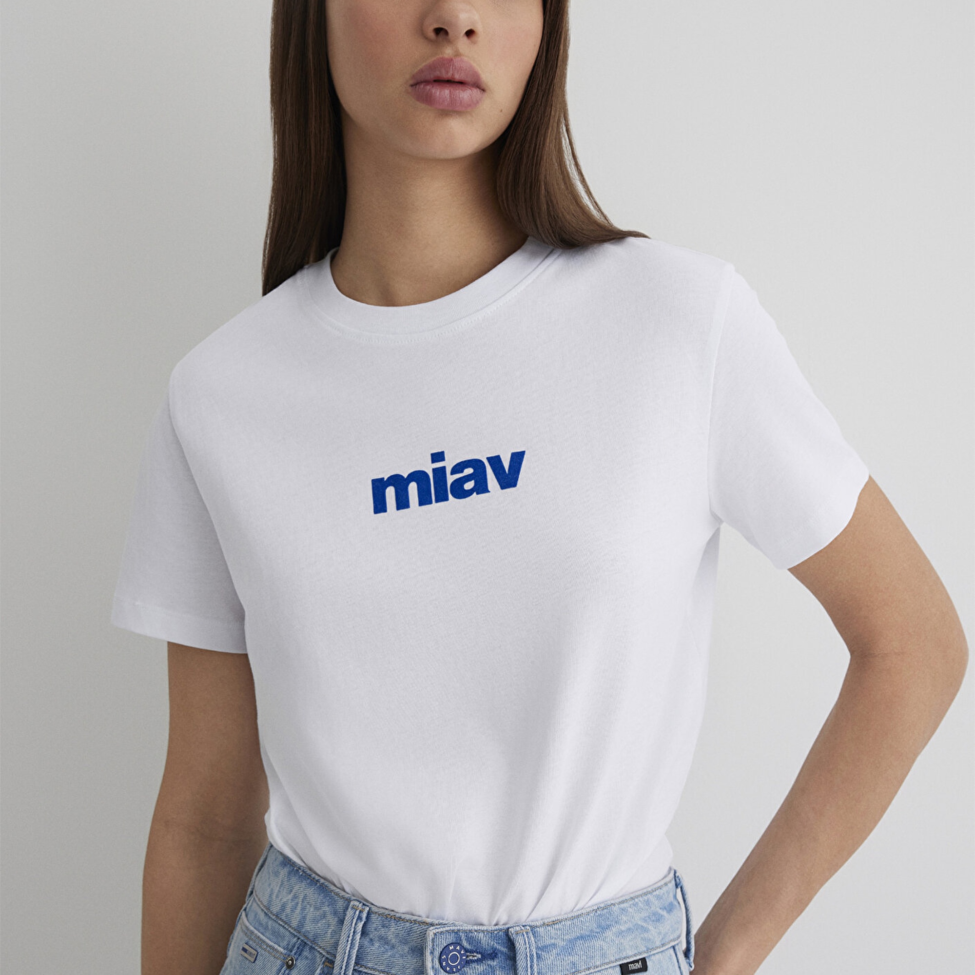 Mavi Miav Baskılı Beyaz Tişört Regular Fit / Normal Kesim 1610622-620